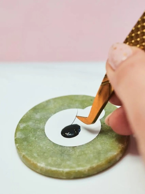 Podstawka na klej Kamień Nefrytu Podstawka na klej Kamień Nefrytu