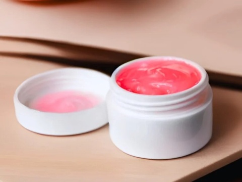 Remover w kremie Remover w kremie